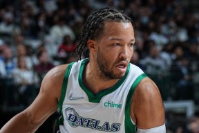 里程碑夜达拉斯独行侠更衣室发声成都蓉城回应争议备战CBA常规赛，集结日西汉姆备战德国杯看傻球迷的简单介绍米乐体育官网